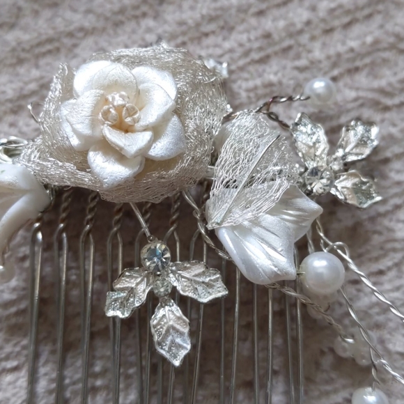 joshua b designs Accessories - Pearl hair comb - Joshua b designs